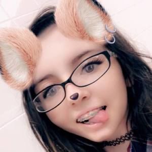 Meet your Posher, Alana